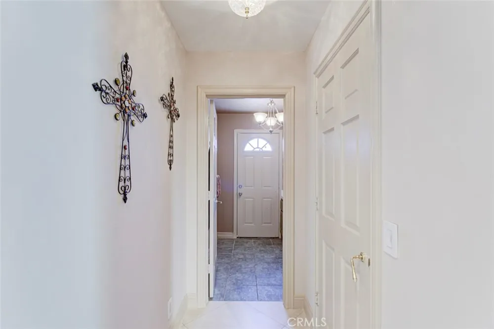 1663 Vista Glendale, CA 91201
