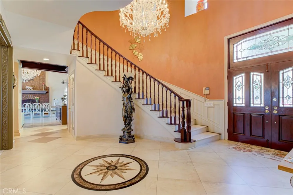 1663 Vista Glendale, CA 91201