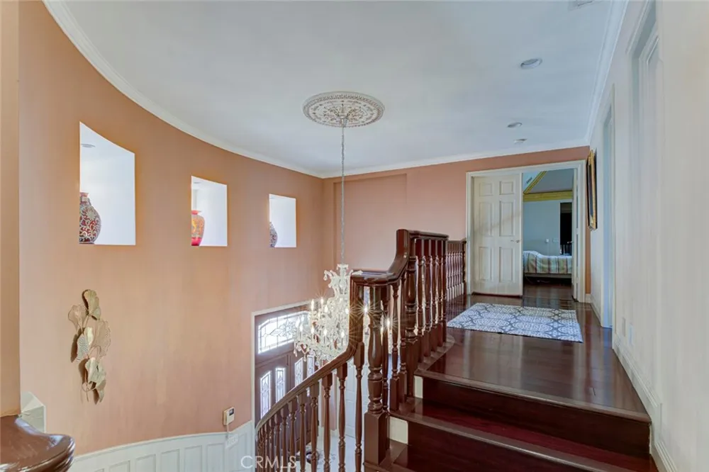 1663 Vista Glendale, CA 91201