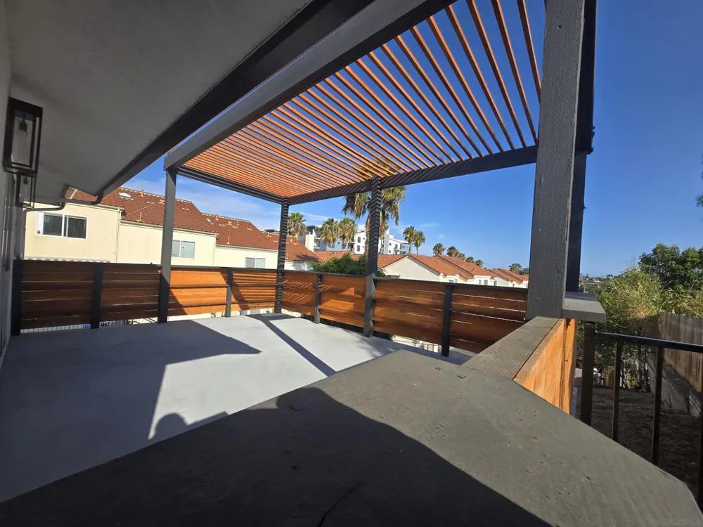 2134 E 5th ST National City, CA 91950