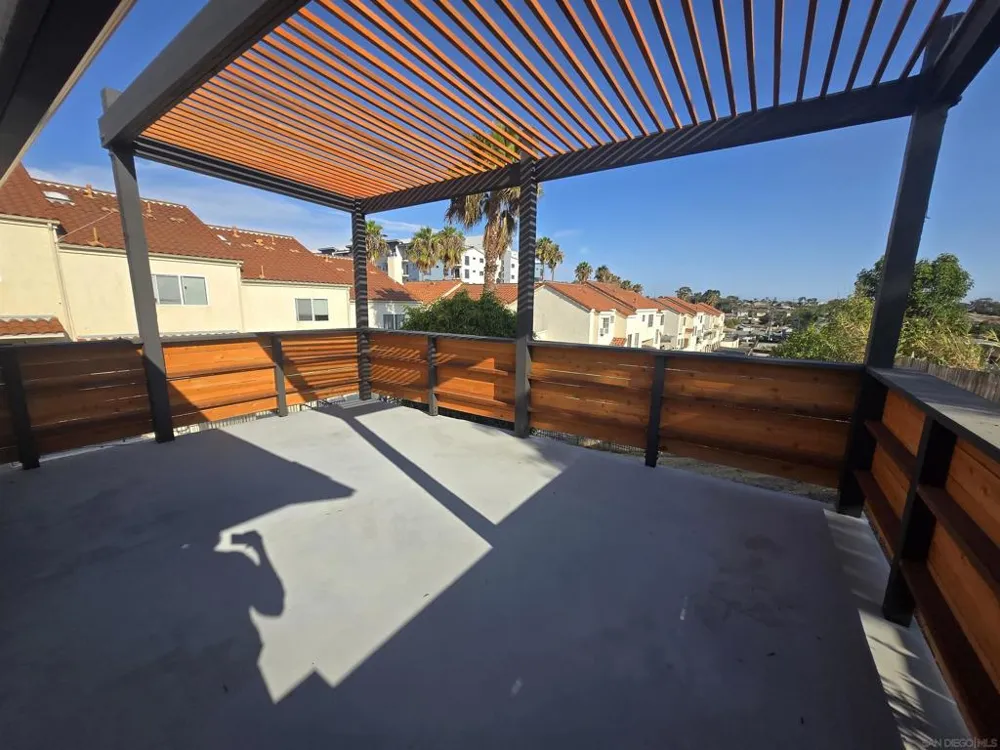 2134 E 5th ST National City, CA 91950