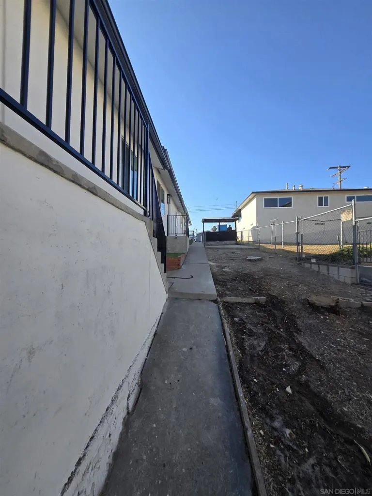 2134 E 5th ST National City, CA 91950