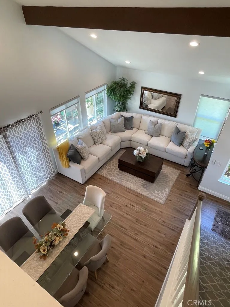 6097 E Montefino Anaheim, CA 92807