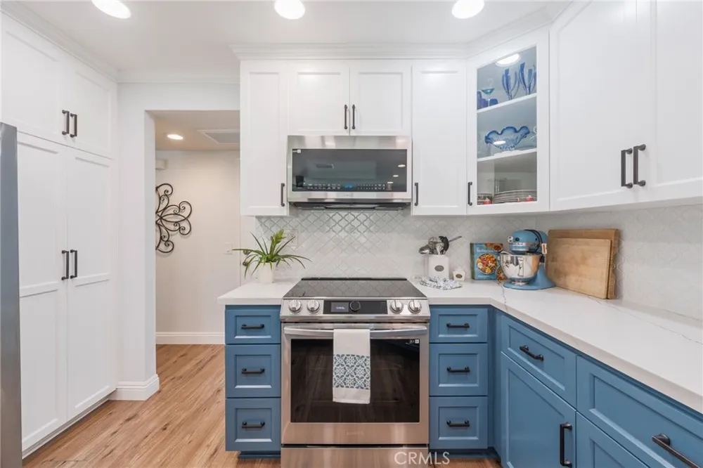 6097 E Montefino Anaheim, CA 92807