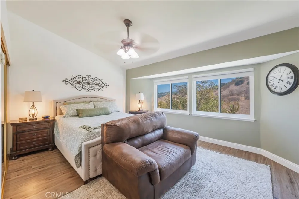 6097 E Montefino Anaheim, CA 92807
