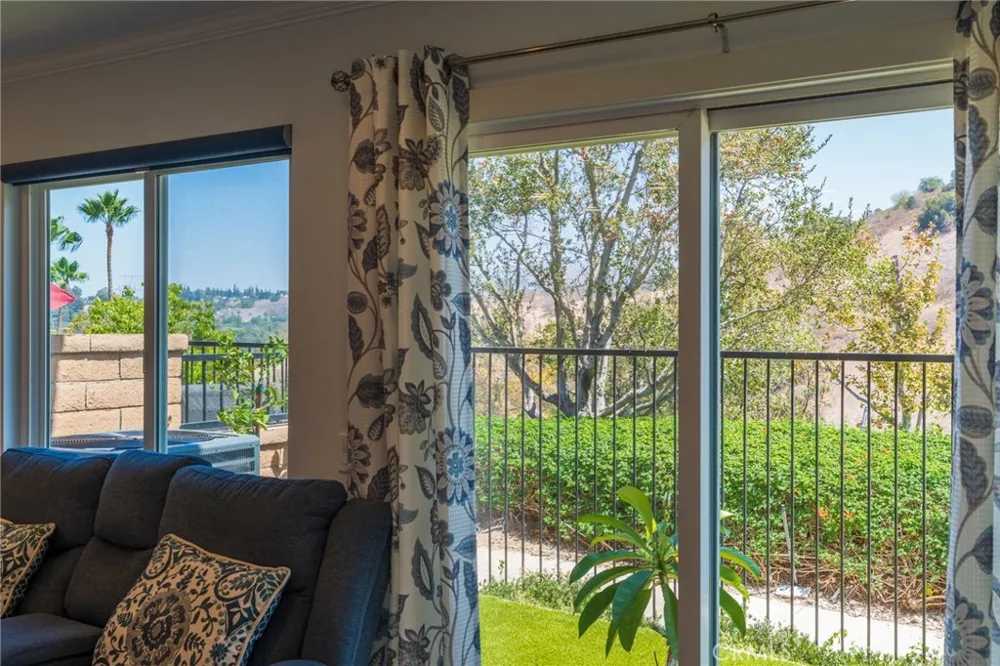 6097 E Montefino Anaheim, CA 92807
