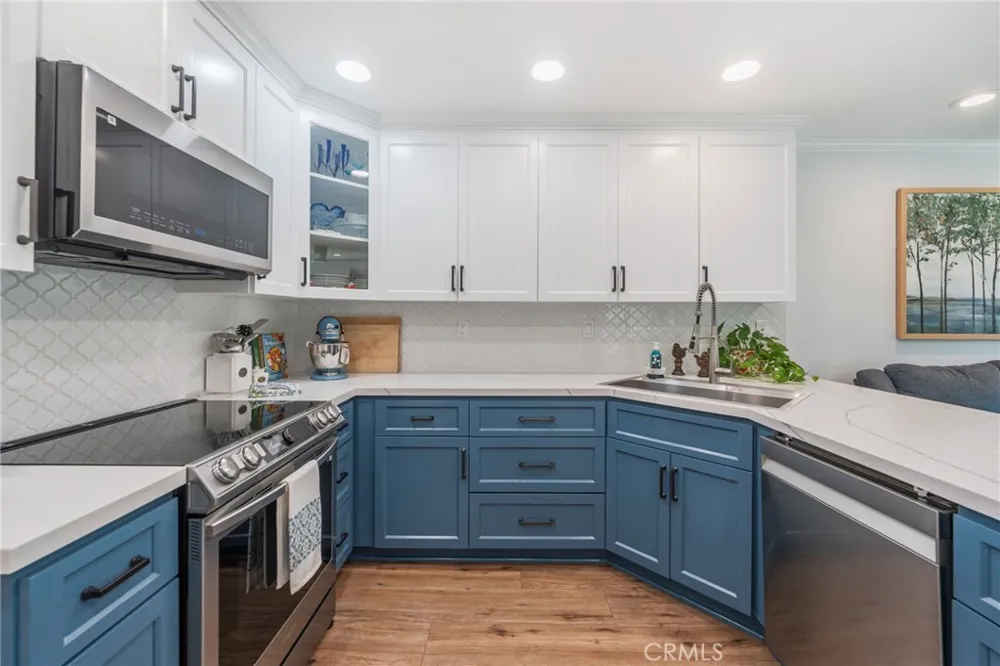 6097 E Montefino Anaheim, CA 92807