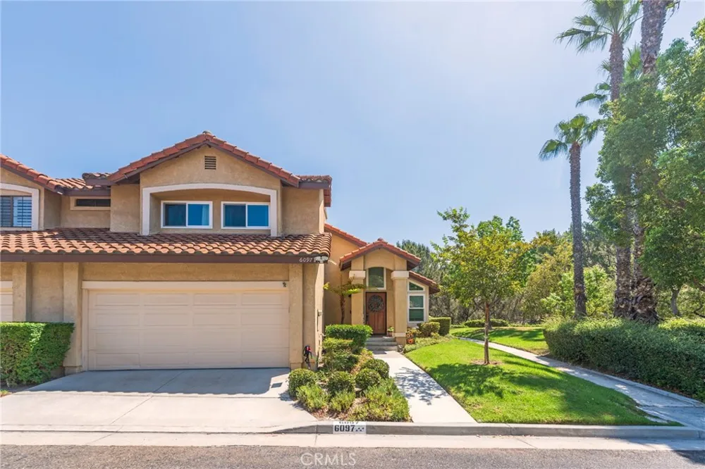 6097 E Montefino Anaheim, CA 92807