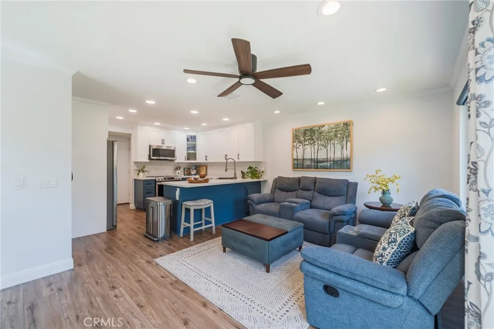 6097 E Montefino Anaheim, CA 92807