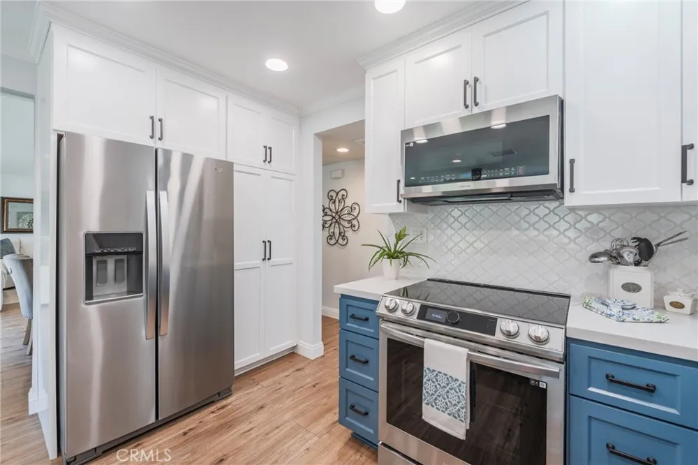 6097 E Montefino Anaheim, CA 92807