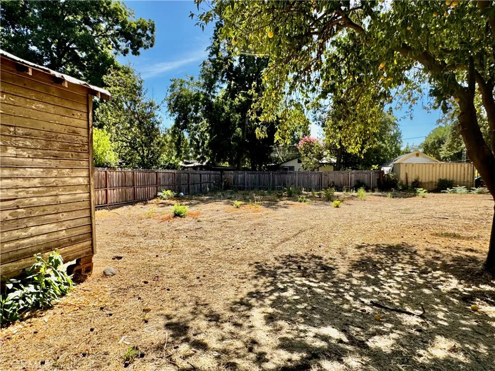 1259 9th E Chico, CA 95928