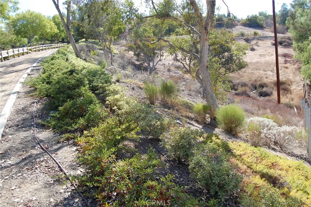 Retreat Parkway Corona, CA 92883