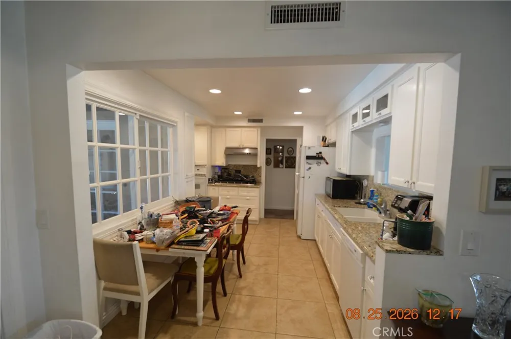 851 S Danbrook Anaheim, CA 92804