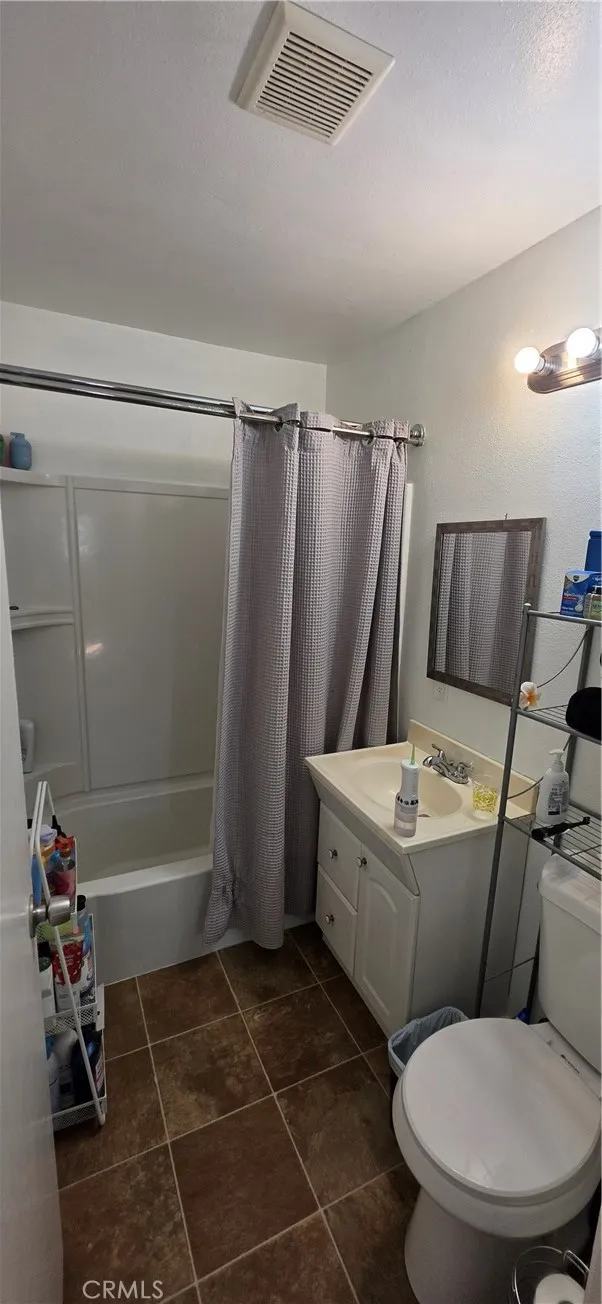 22734 Road 130 Tulare, CA 93274