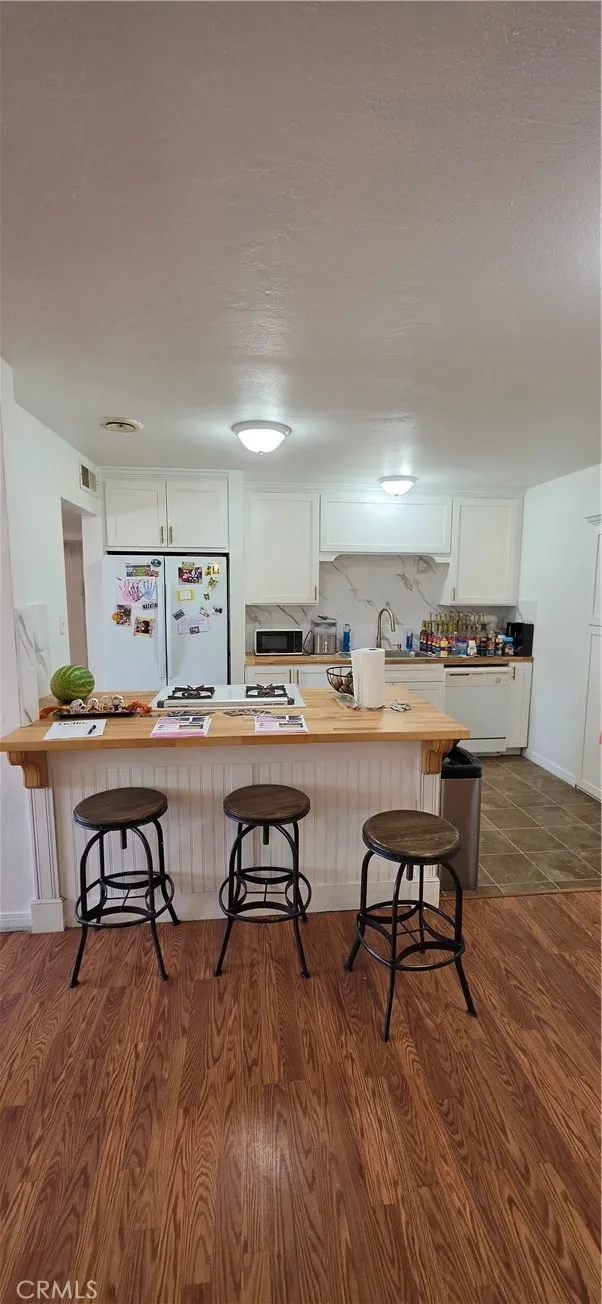22734 Road 130 Tulare, CA 93274