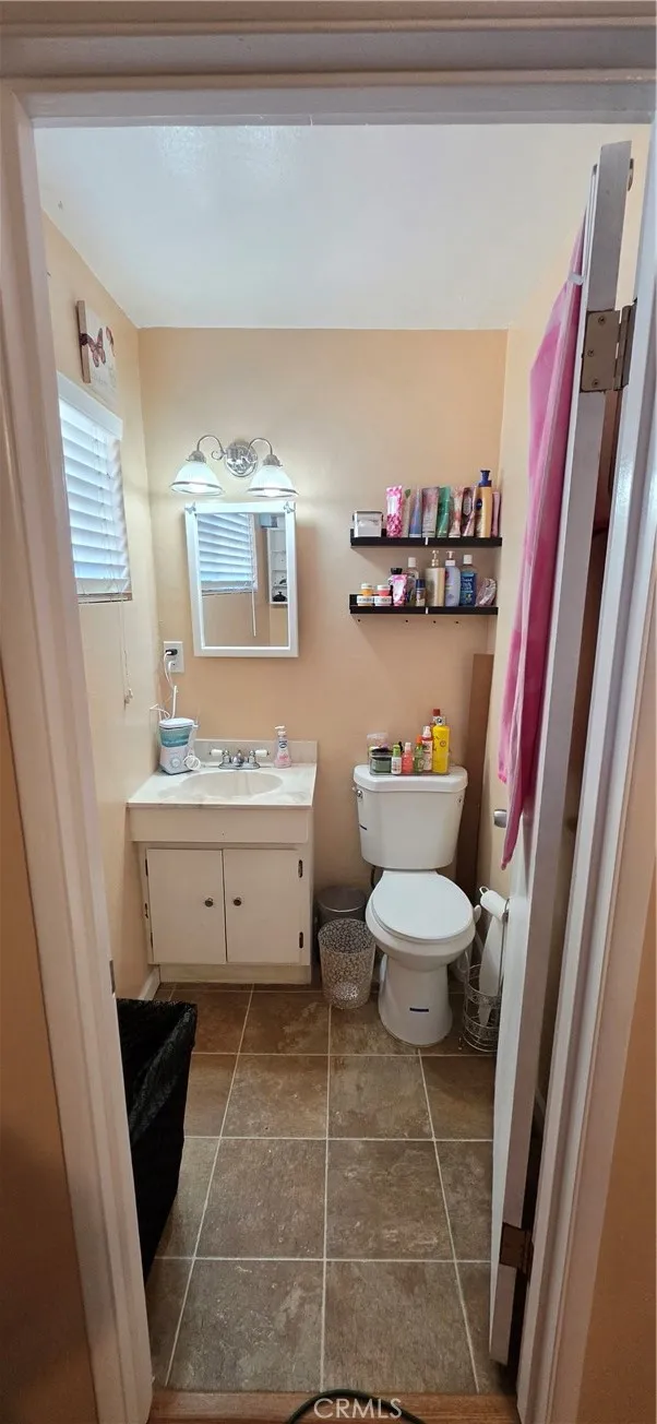 22734 Road 130 Tulare, CA 93274
