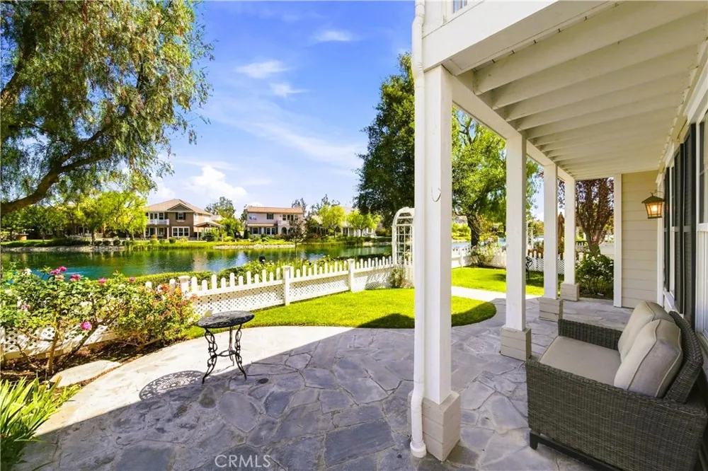 27032 Edgewater Lane Valencia, CA 91355