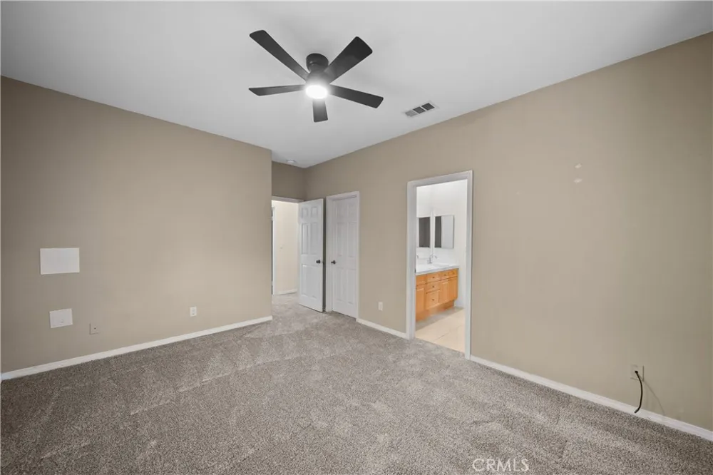 27032 Edgewater Lane Valencia, CA 91355