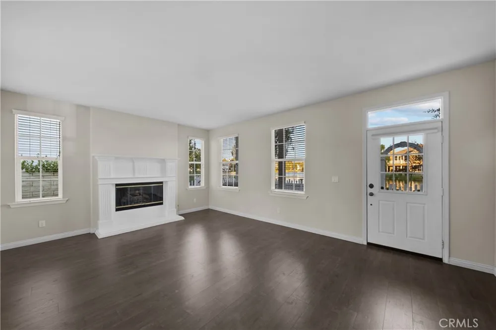 27032 Edgewater Lane Valencia, CA 91355
