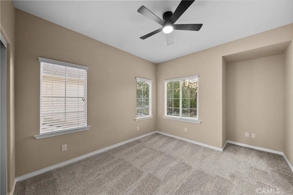 27032 Edgewater Lane Valencia, CA 91355