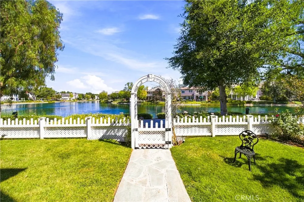 27032 Edgewater Lane Valencia, CA 91355