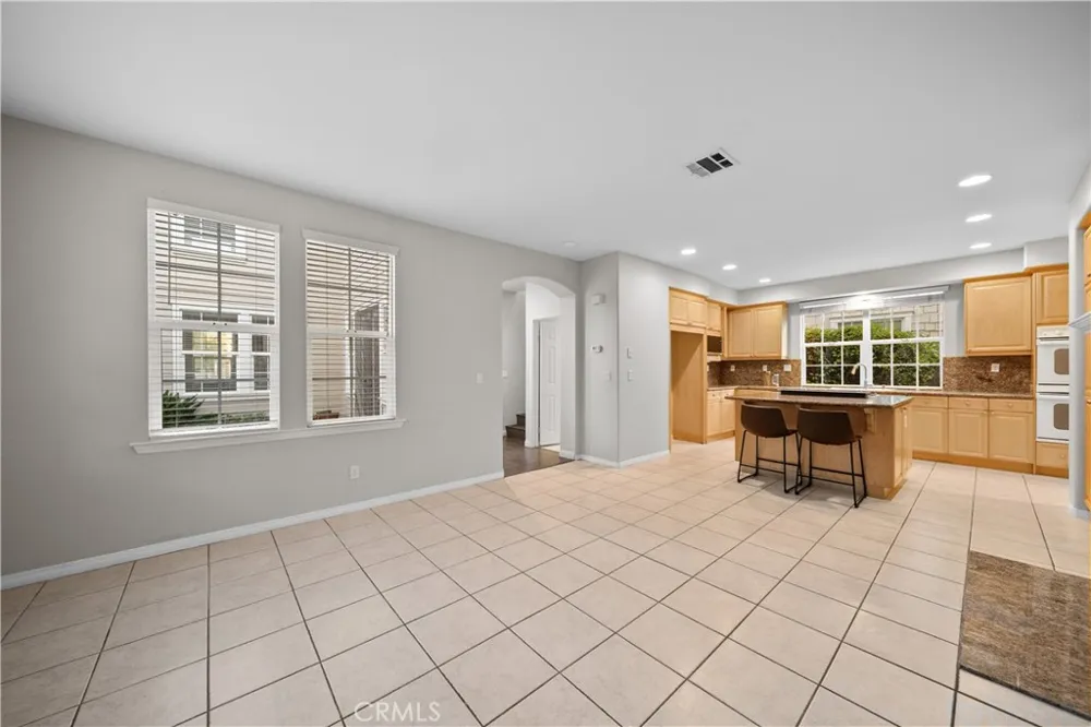 27032 Edgewater Lane Valencia, CA 91355