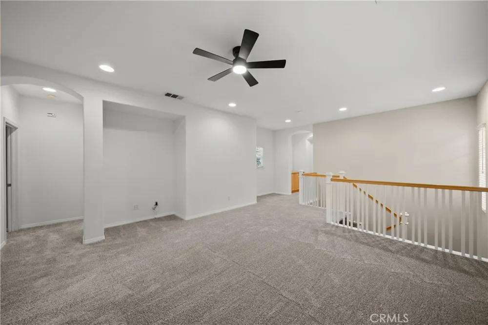 27032 Edgewater Lane Valencia, CA 91355