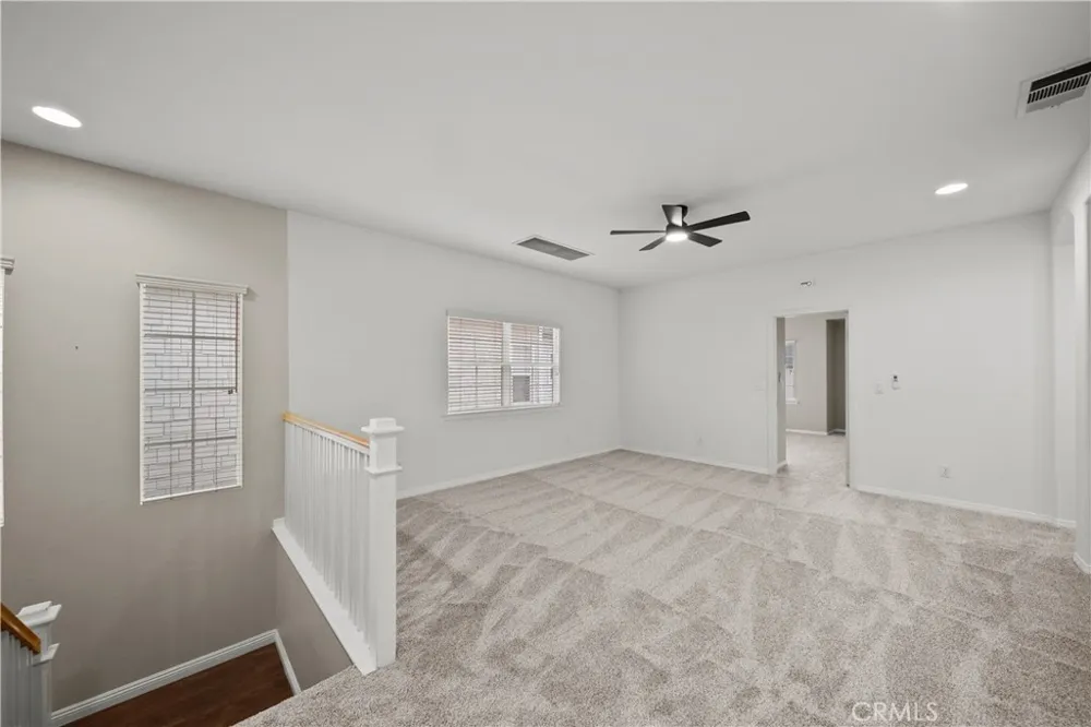 27032 Edgewater Lane Valencia, CA 91355