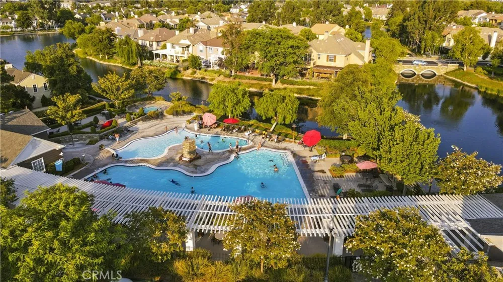 27032 Edgewater Lane Valencia, CA 91355
