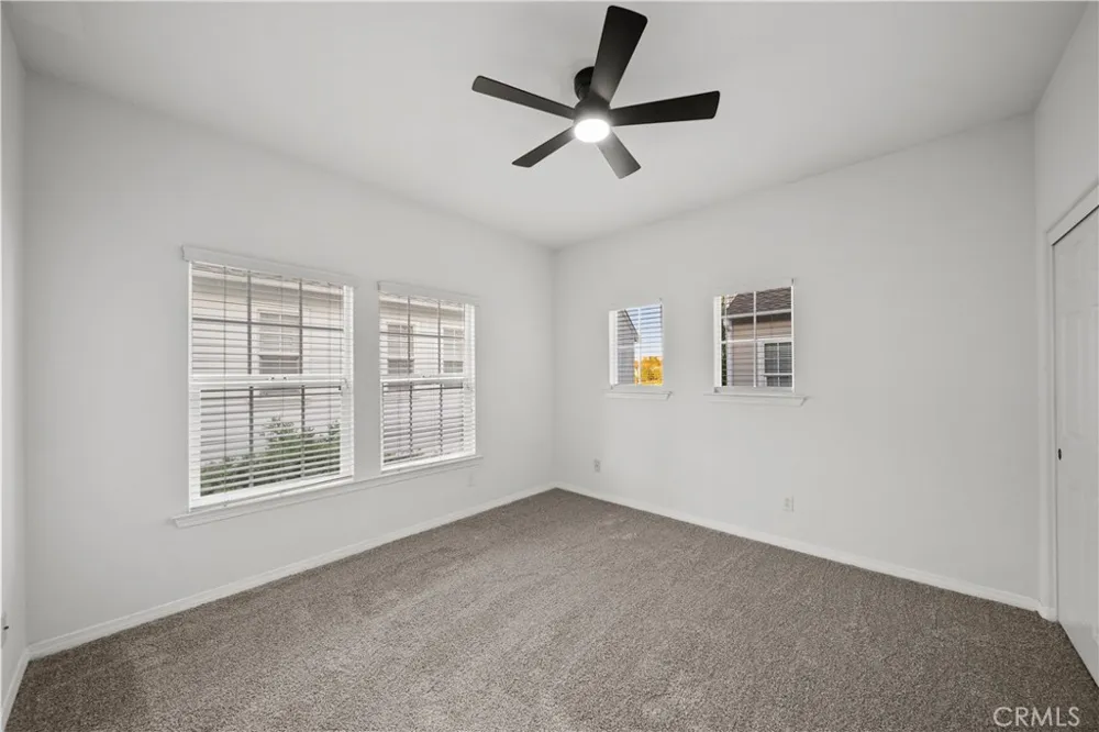 27032 Edgewater Lane Valencia, CA 91355
