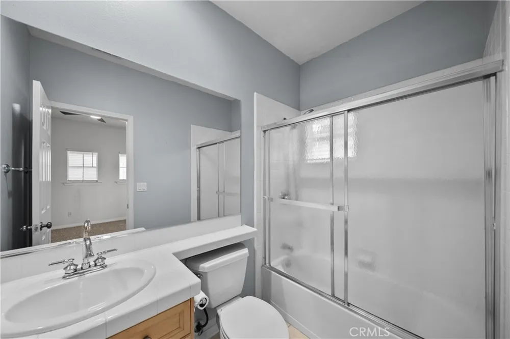 27032 Edgewater Lane Valencia, CA 91355