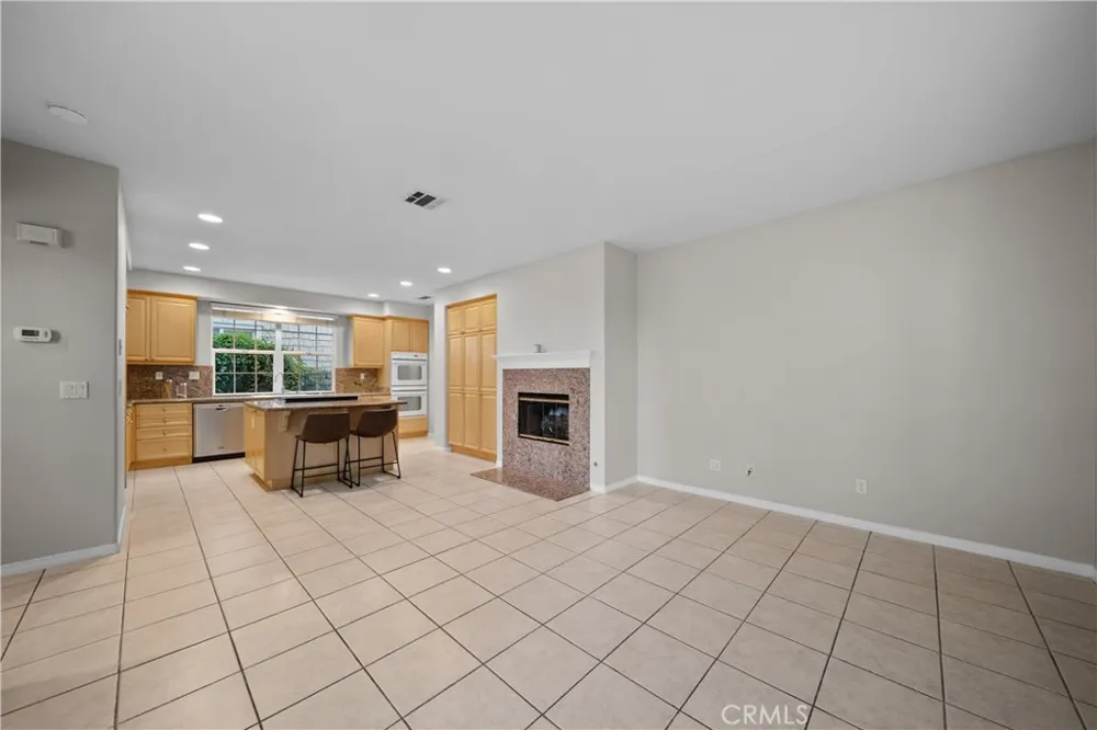 27032 Edgewater Lane Valencia, CA 91355