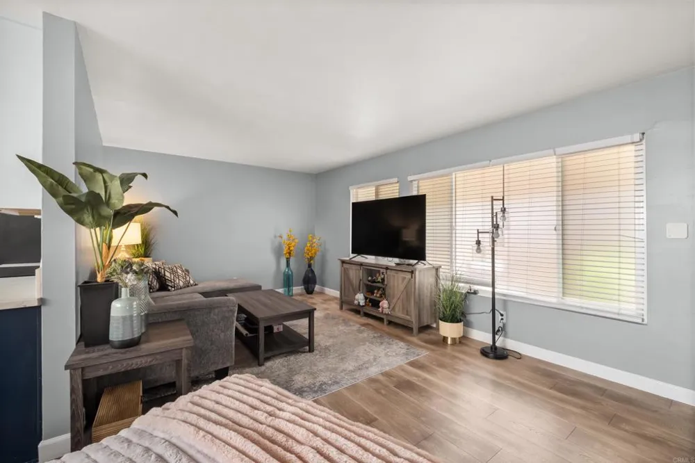 5510 Adelaide Avenue #3 San Diego, CA 92115