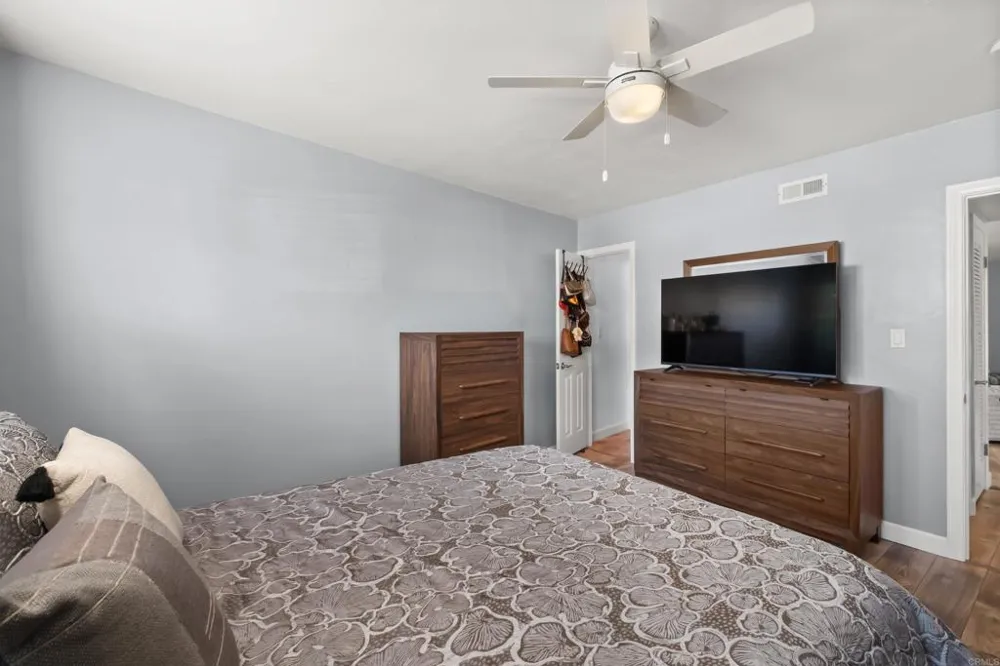 5510 Adelaide Avenue #3 San Diego, CA 92115