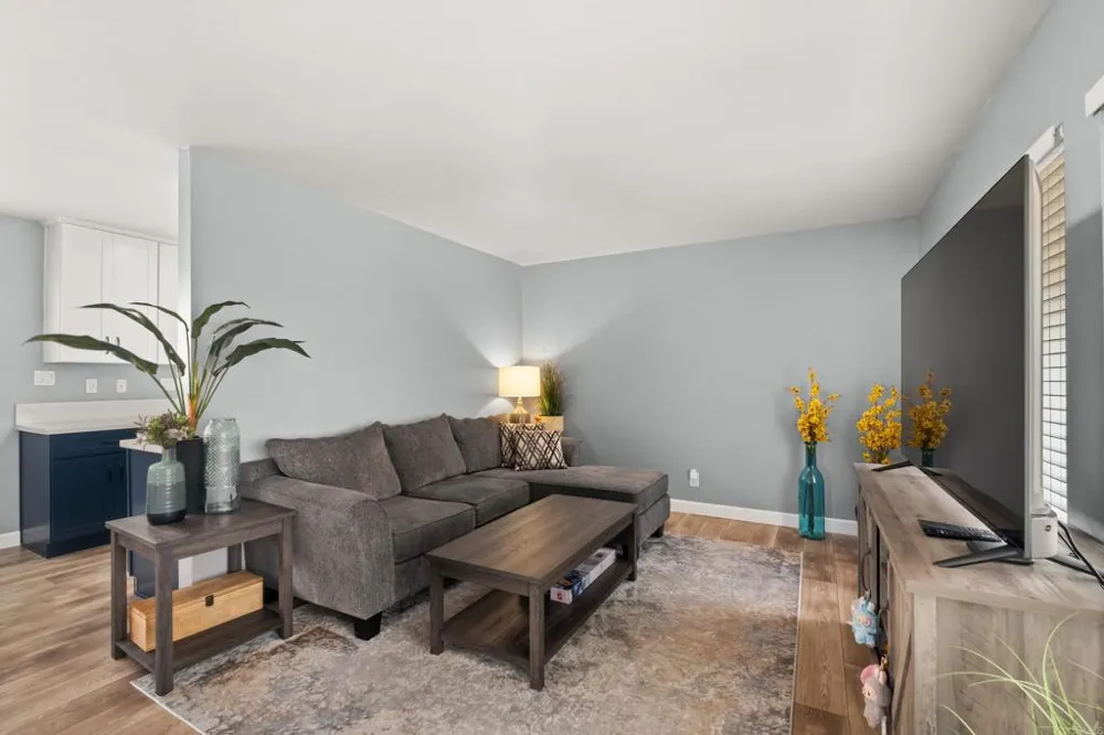 5510 Adelaide Avenue #3 San Diego, CA 92115
