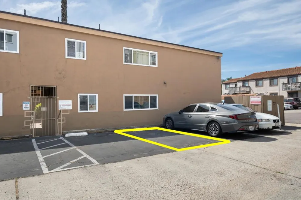5510 Adelaide Avenue #3 San Diego, CA 92115
