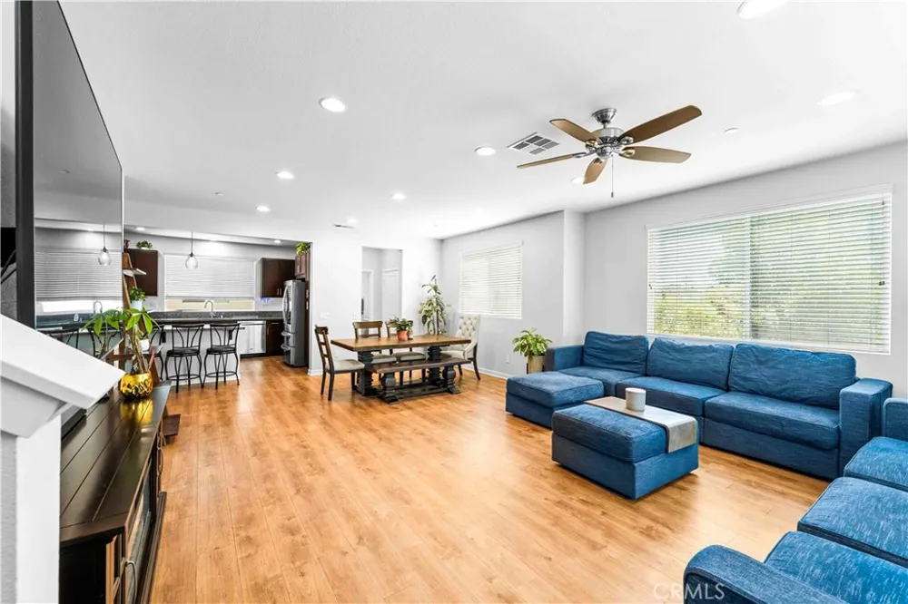 3026 Sage Place Lakewood, CA 90712