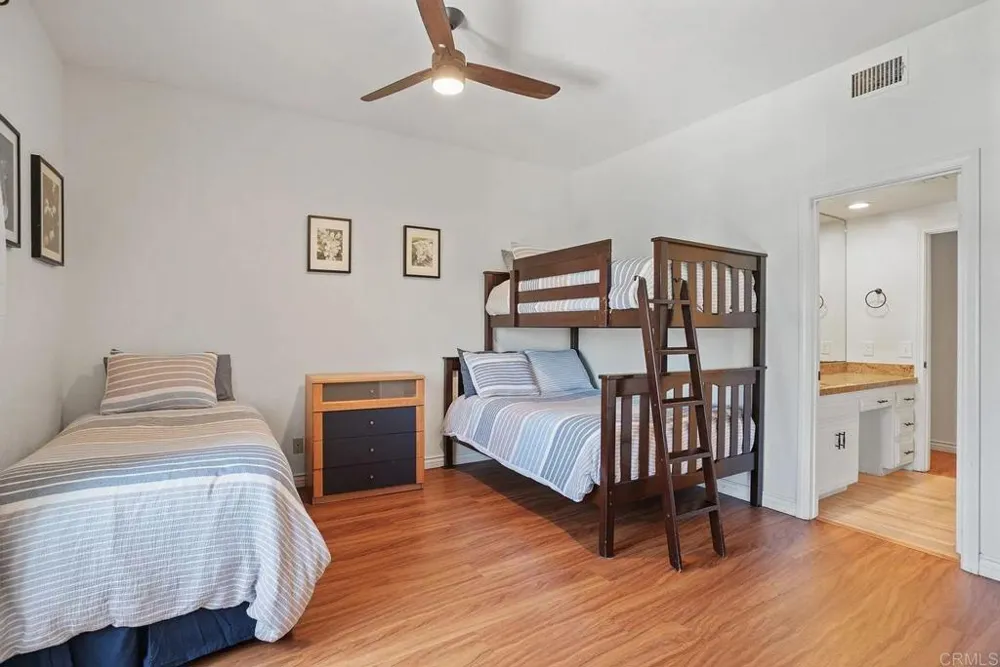120 5th Street Encinitas, CA 92024