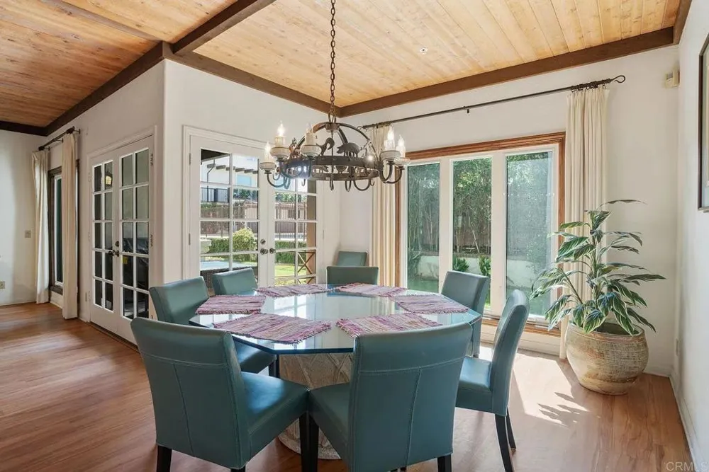 120 5th Street Encinitas, CA 92024