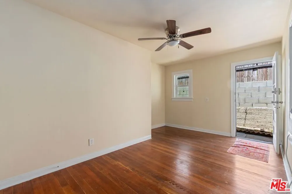 841 Laveta Terrace Los Angeles, CA 90026