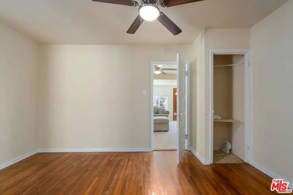 841 Laveta Terrace Los Angeles, CA 90026
