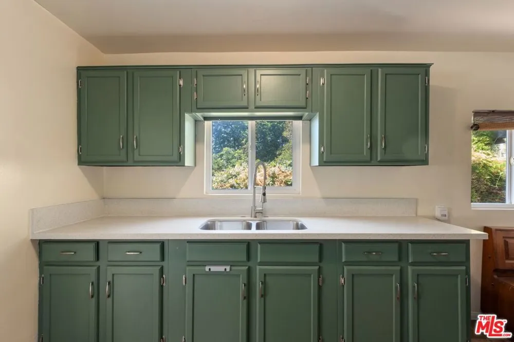 841 Laveta Terrace Los Angeles, CA 90026