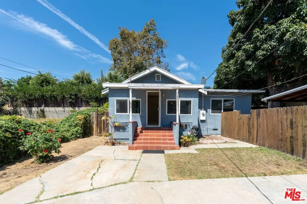 841 Laveta Terrace Los Angeles, CA 90026