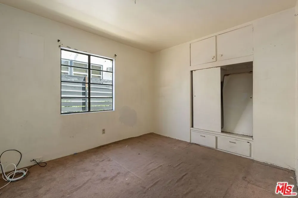841 Laveta Terrace Los Angeles, CA 90026