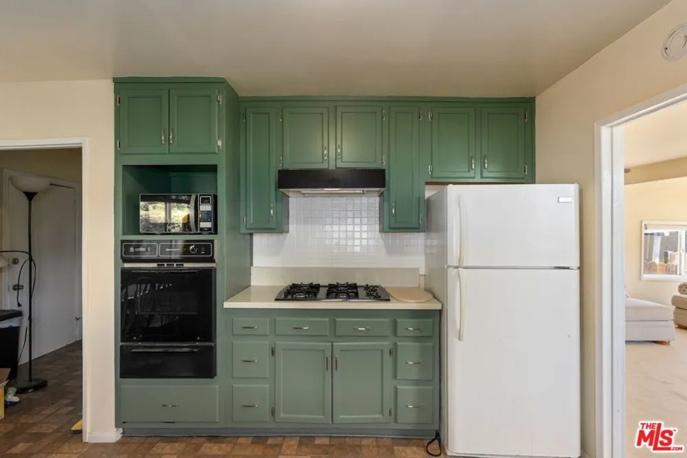 841 Laveta Terrace Los Angeles, CA 90026