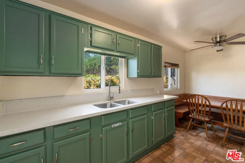 841 Laveta Terrace Los Angeles, CA 90026