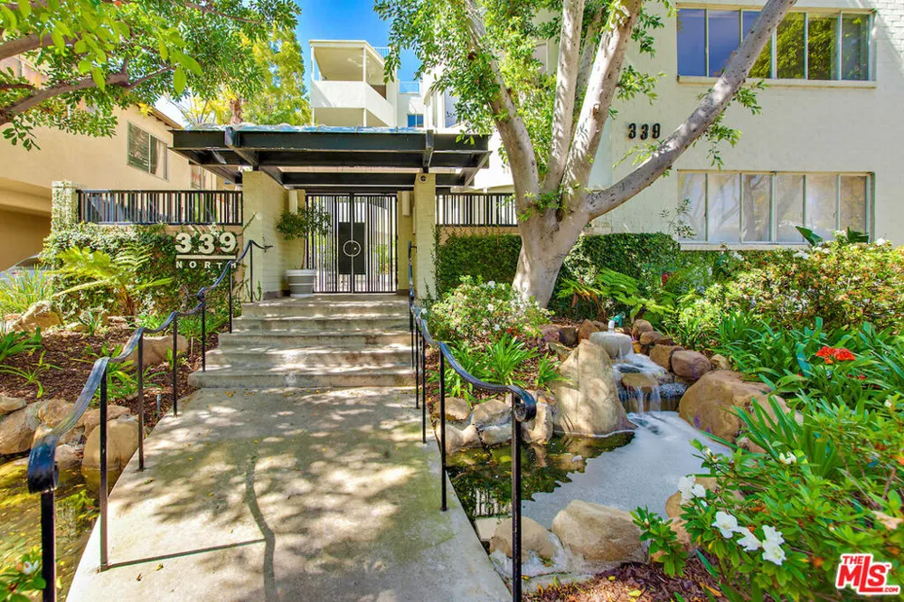 339 Oakhurst Drive #304 Beverly Hills, CA 90210