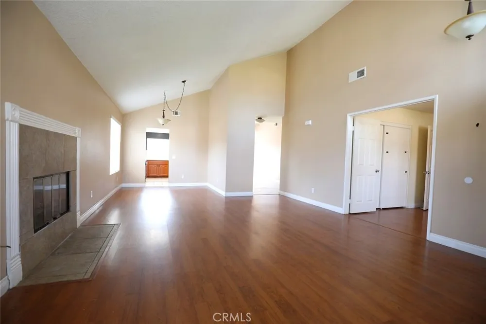 25567 Woodside Murrieta, CA 92563