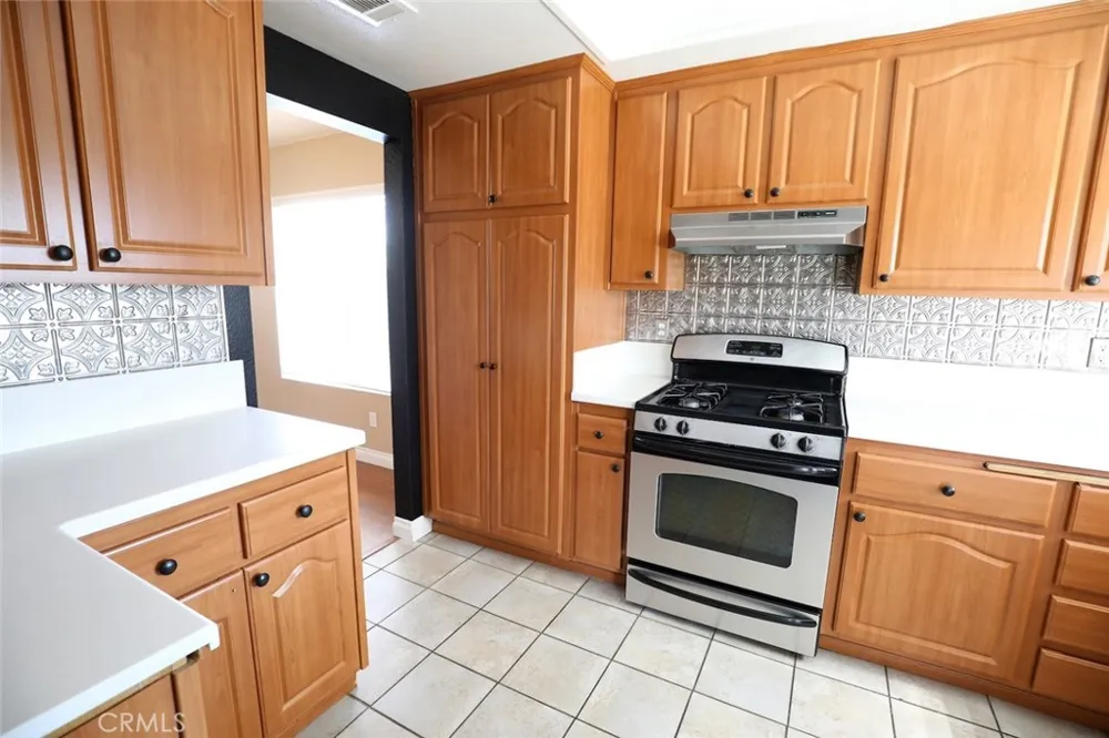 25567 Woodside Murrieta, CA 92563