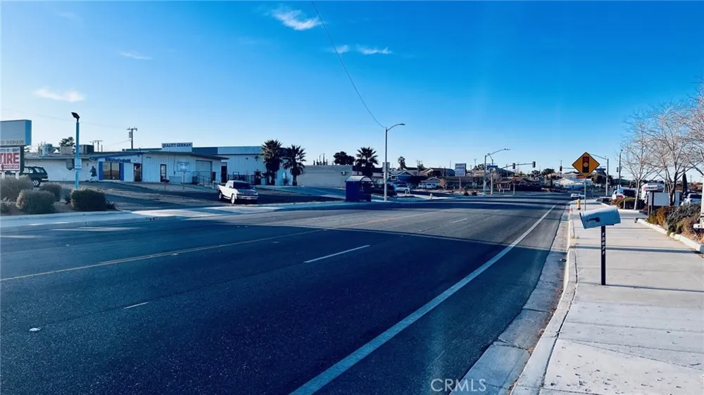 15663 Village Drive Victorville, CA 92394